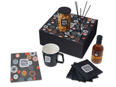 Подарочный набор «Re:y. Treat» с кружкой, сиропом и попкорном