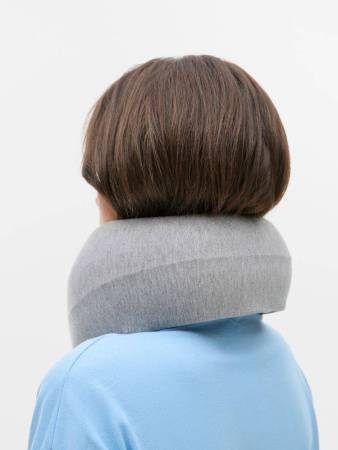 Дорожная подушка в кейсе Noxi, серая
