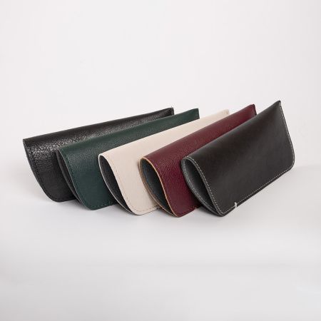 Футляр для очков кожаный черный Футляр для очков кожаный черный