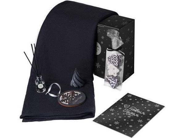 Подарочный набор «Re:Home» с пледом, свечой и диффузором