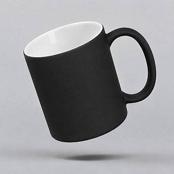 Кружка с покрытием soft-touch «Barrel of a Gum», черный