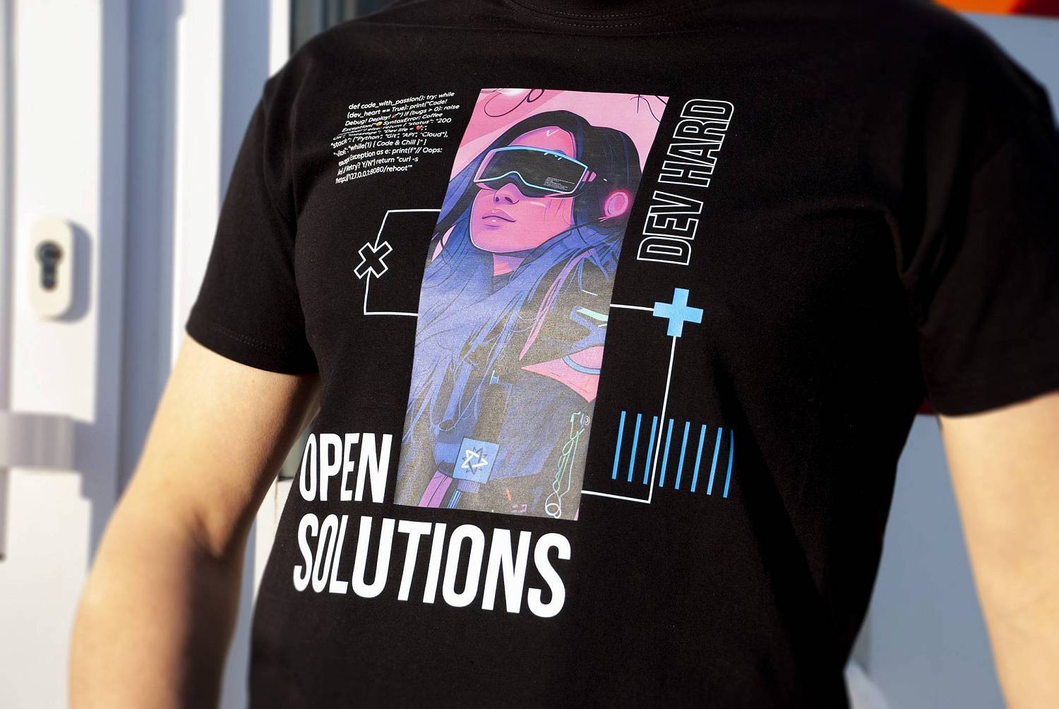 Нанесение логотипа на футболку