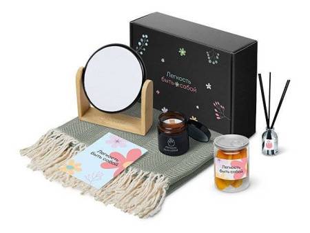 Подарочный набор «Re:f. Shelter»  с пледом, зеркалом, свечой и диффузором
