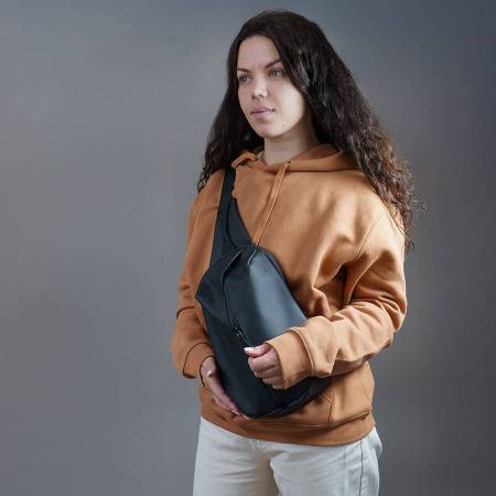 Сумка на плечо  водостойкая "Sling", чёрный, 33 х 18 х11 см, 100%  полиуретан