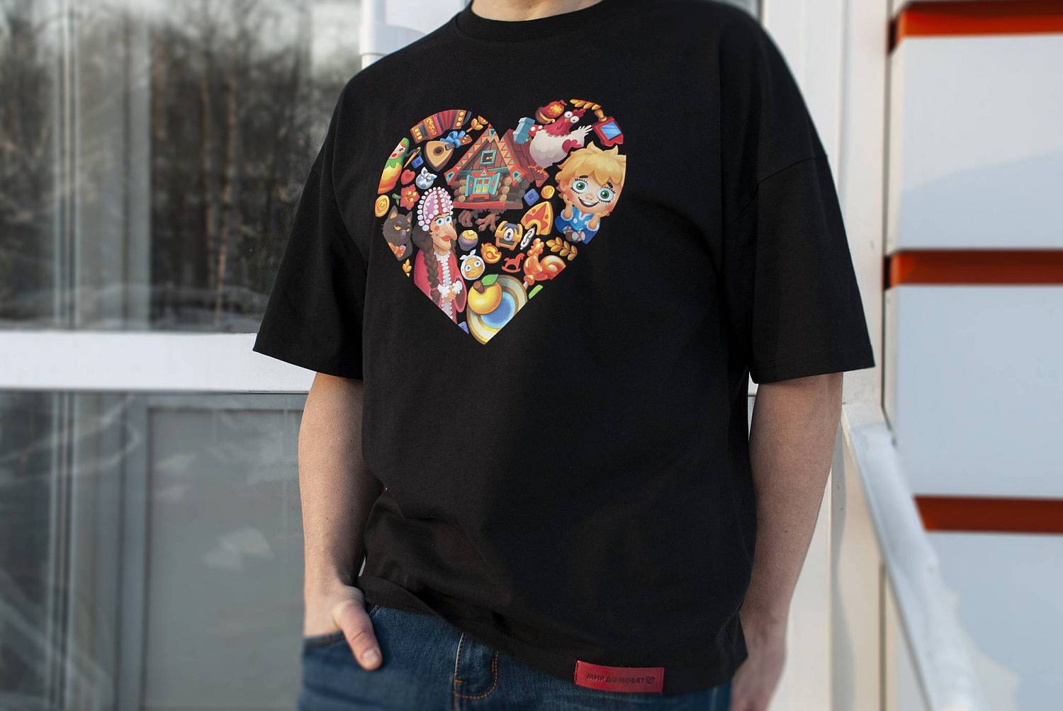 Нанесение логотипа на футболку