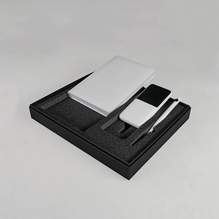 Набор подарочный POINT: ежедневник, ручка и power bank в коробке  с ложементом